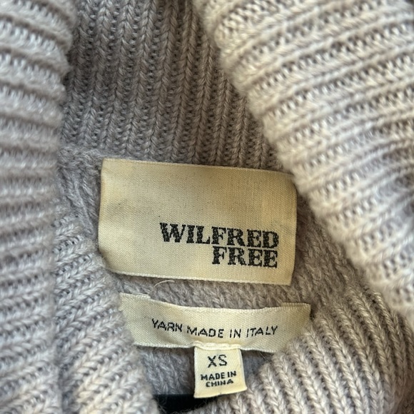 Wilfred Free turtleneck Sweater | Lavender purple - Picture 8 of 8